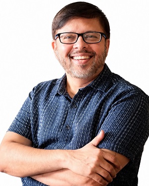 Dr. Amit Kelkar